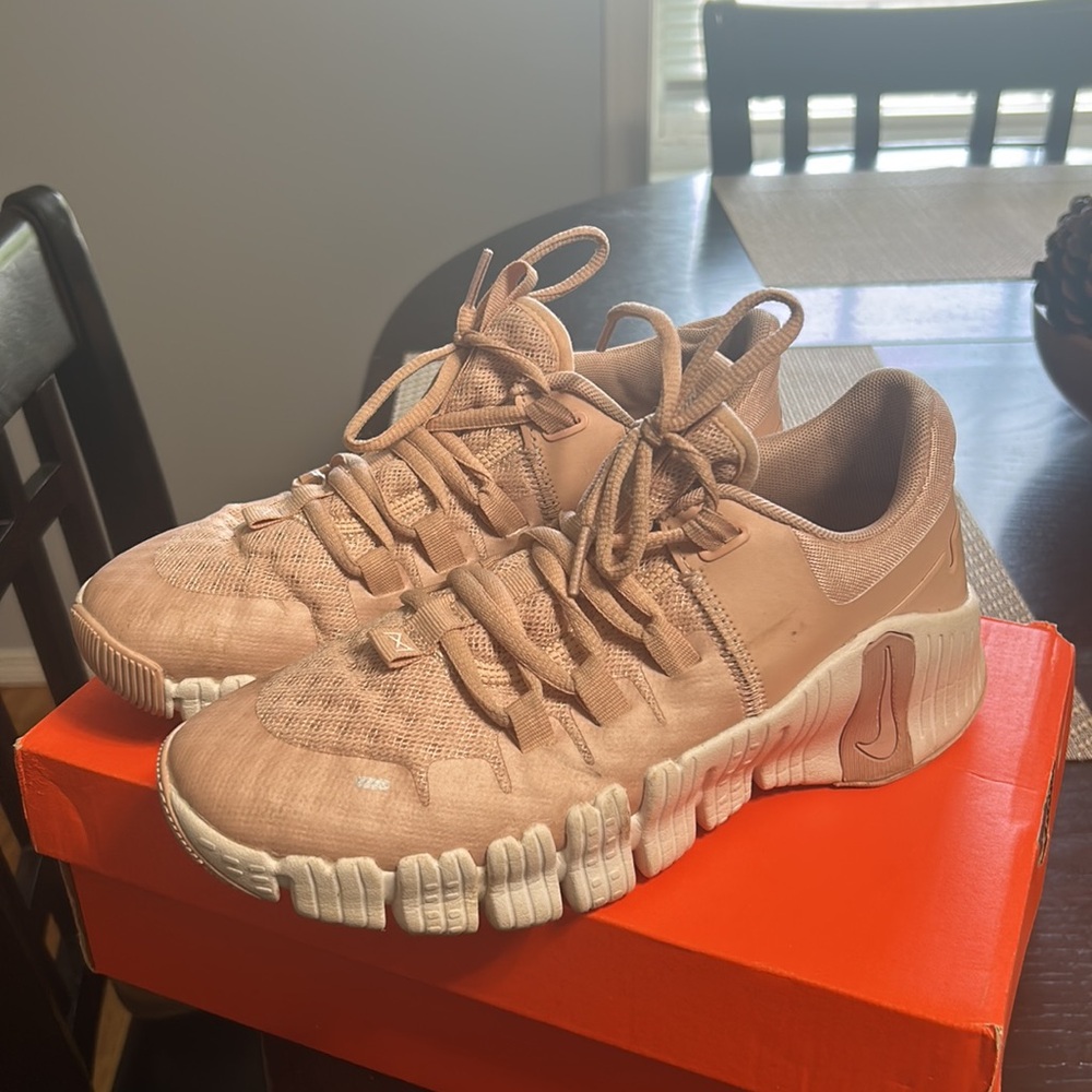 Women’s Nike Metcon 7